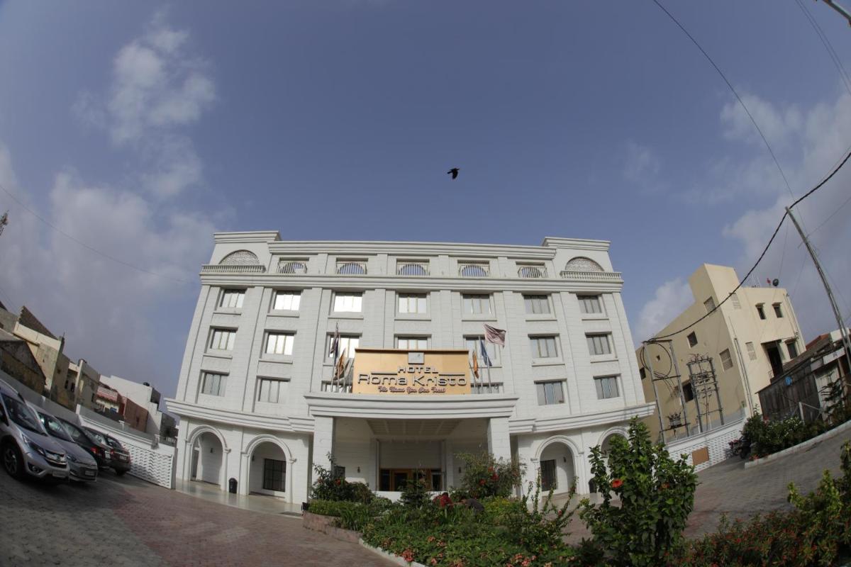 Hotel Roma Kristo - Housity