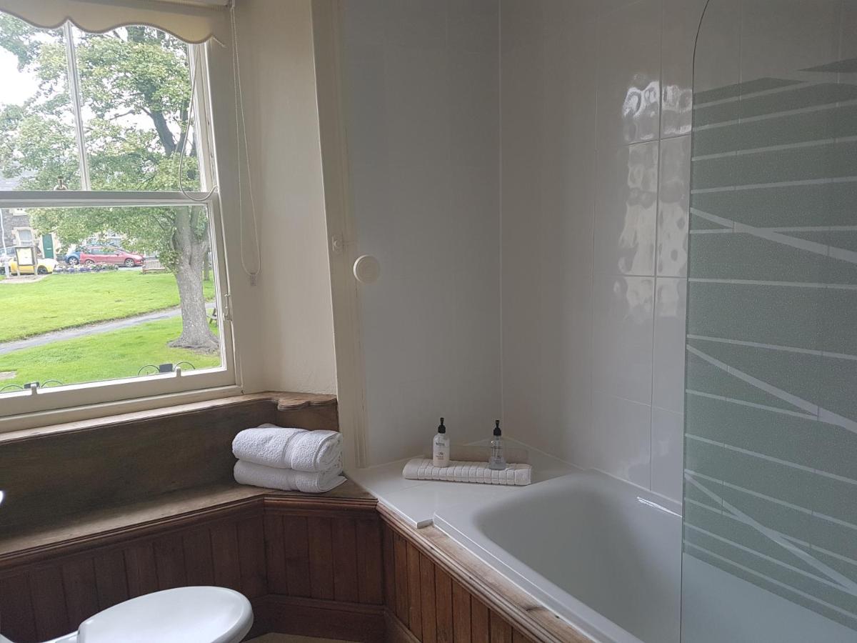 Plough Hotel - Housity