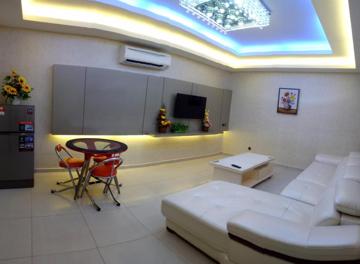 Golden Leaves Hotel - Hizvo