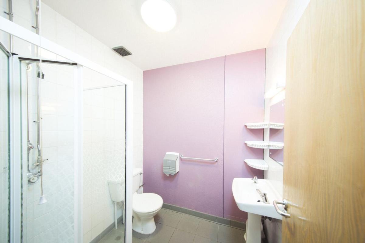 White Park Bay Youth Hostel - Housity