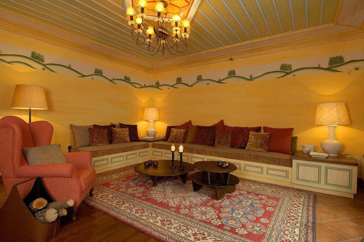 Emotions Country Resort - Housity