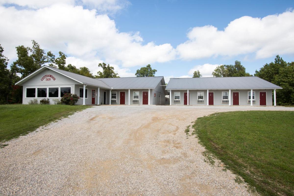 Cottonwood Inn - Housity