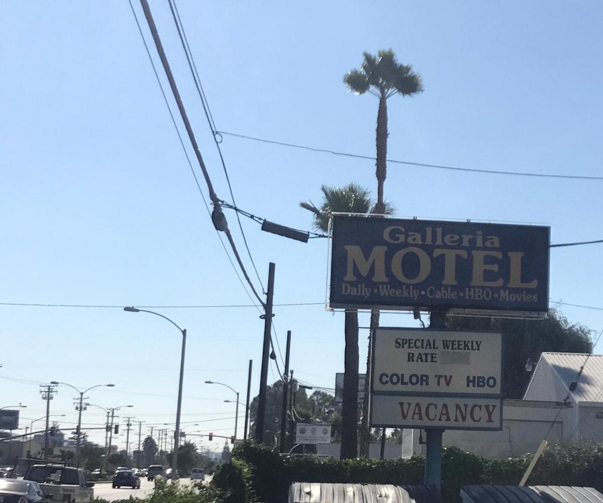 Galleria Inn Montclair/Ontario - Housity