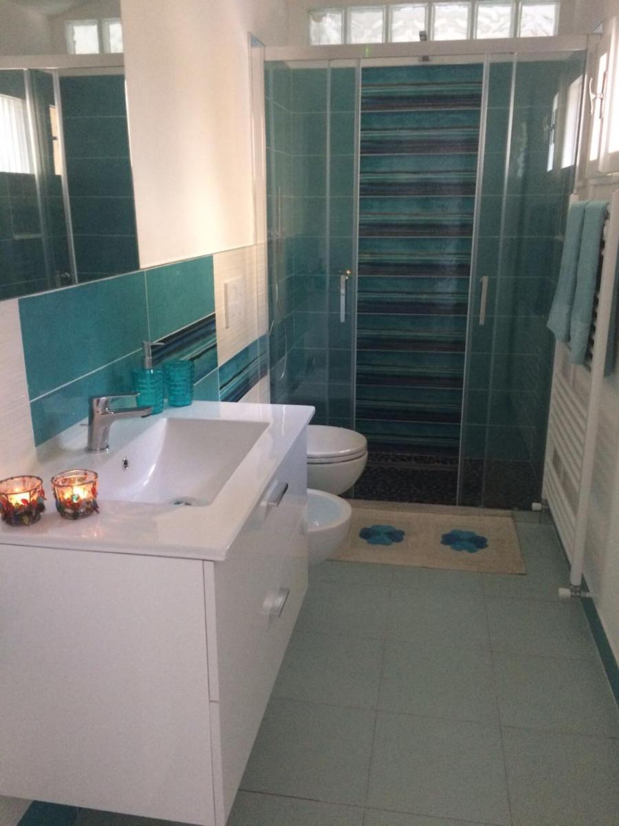 Smeralda House - Housity