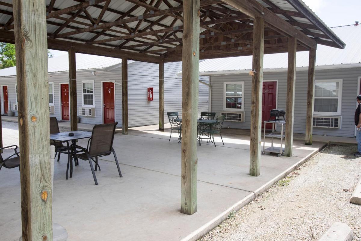 Cottonwood Inn - Housity