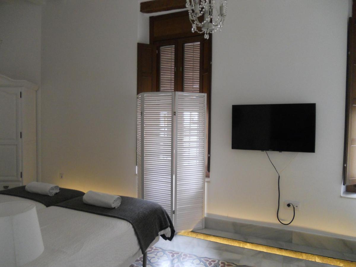 Santa María 12 Boutique Apartamentos - Housity
