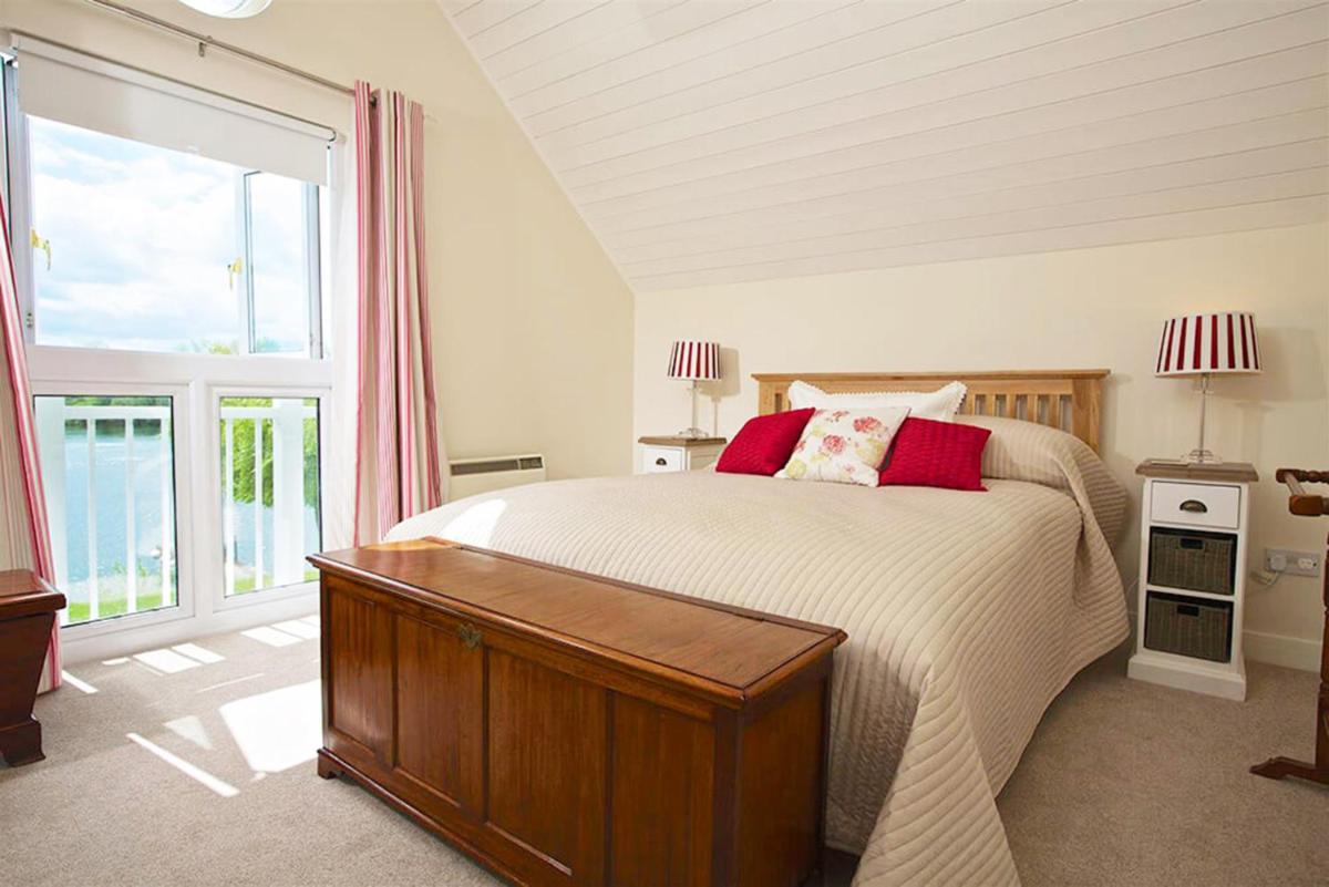 Caterina Lake Lodge - Housity