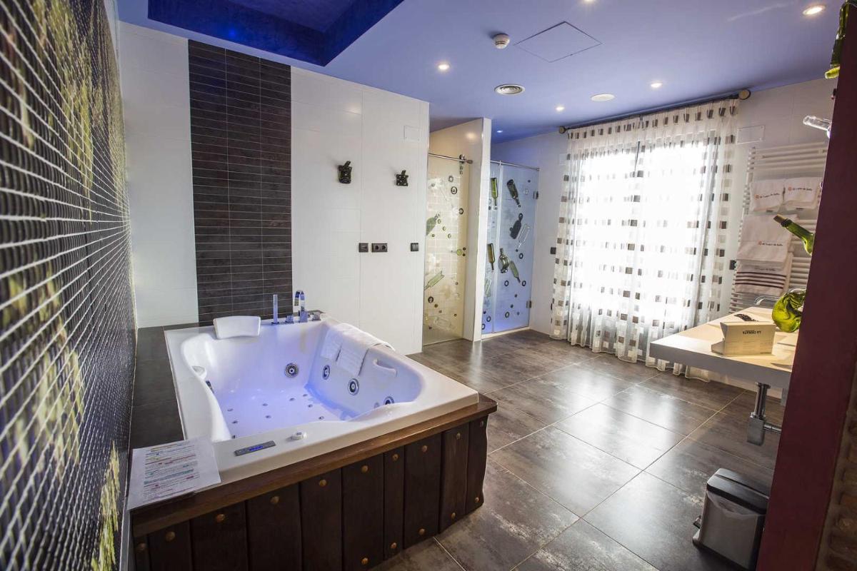 Un baño de Hotel SPA El Lagar de Isilla