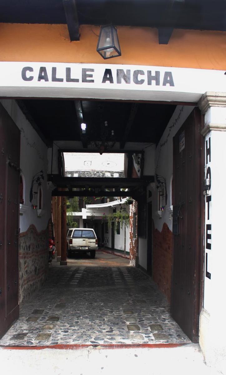 Hotel Calle Ancha - Housity
