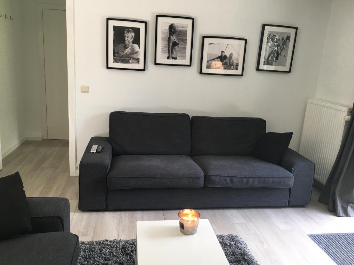 Black&White - Housity