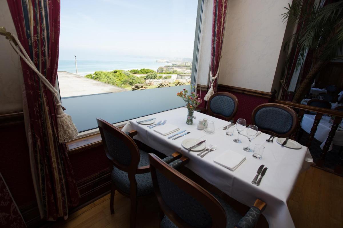 Hotel Victoria - Housity