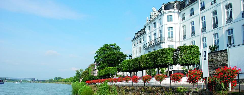 Hotel zur Schloß-Schenke - Housity