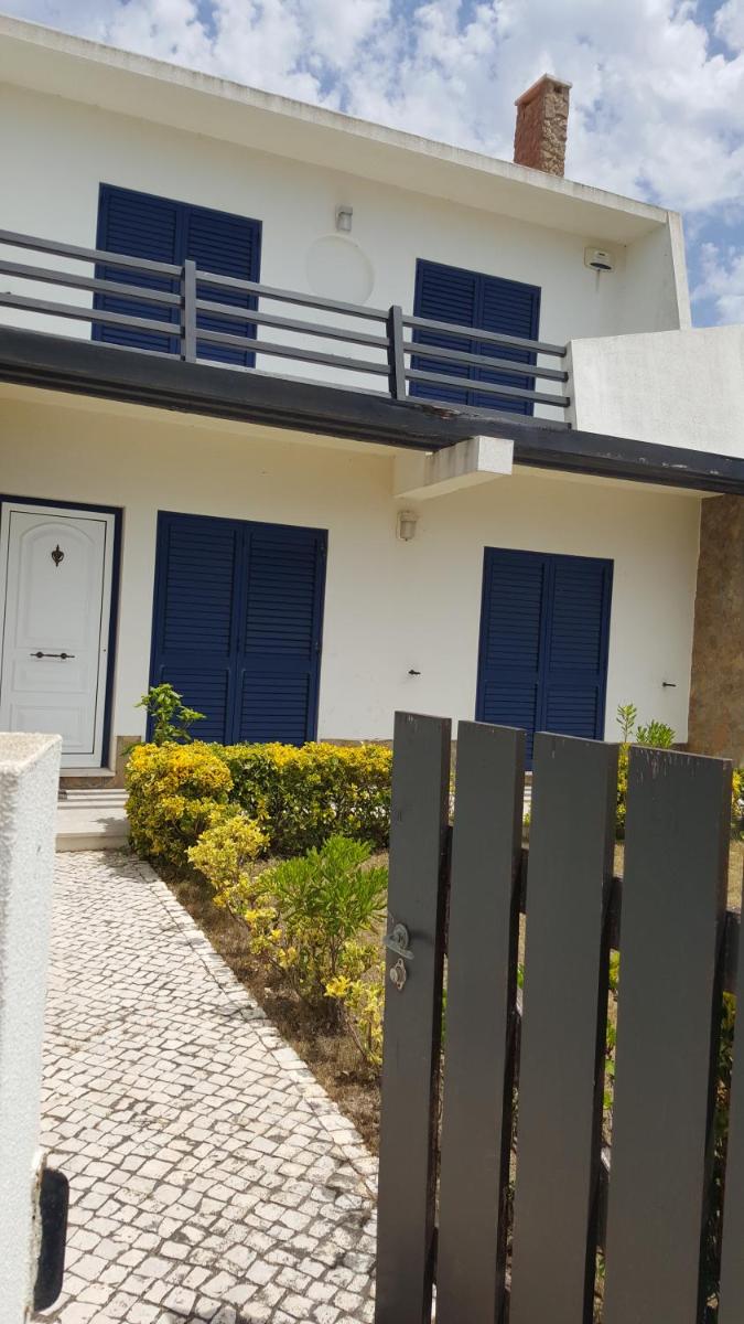 Villa da Praia Azul - Housity
