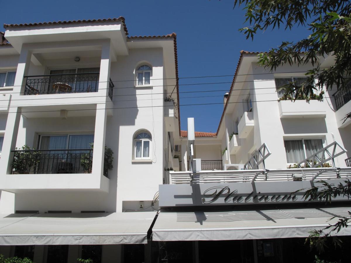 Platinum Suites - Hizvo