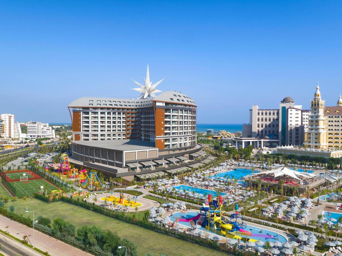 Royal Seginus - Housity