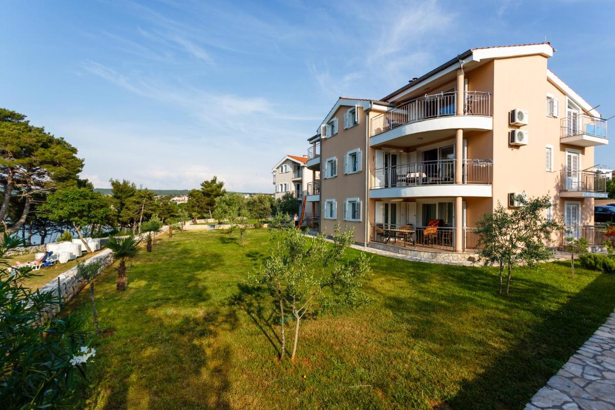 Apartments Mare & Mons Deluxe - Housity