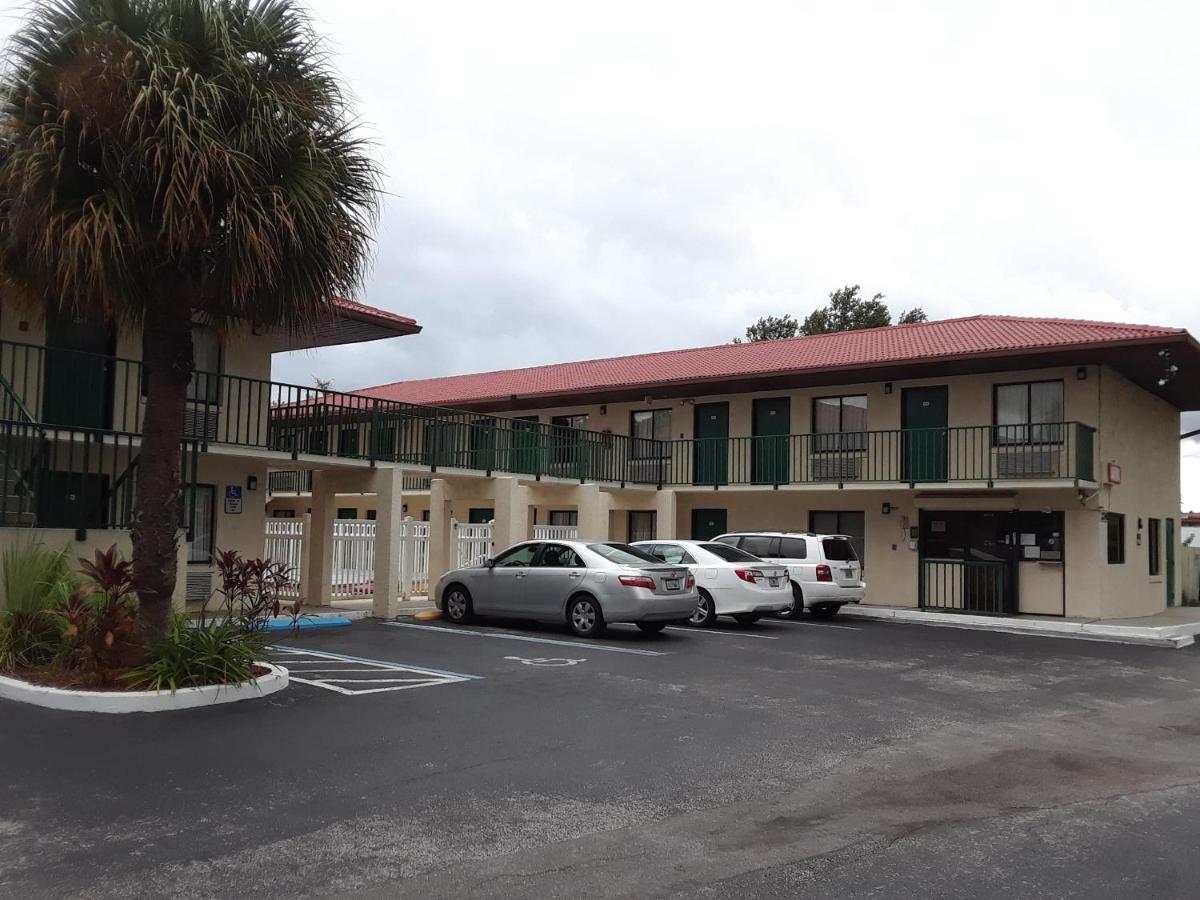 Riviera Motel - Housity