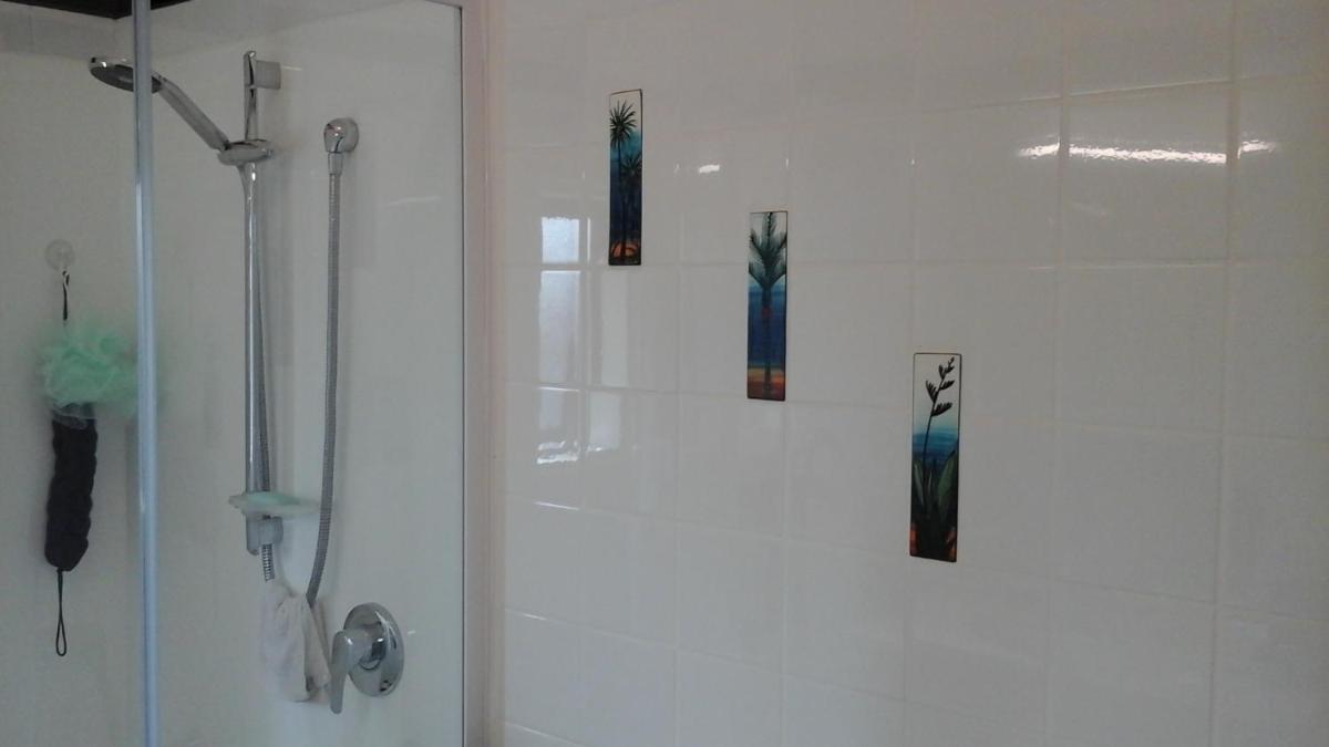 Al and Rosies B+B - Housity