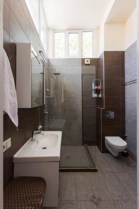Suitetrails - Lado Asatiani Apartment
