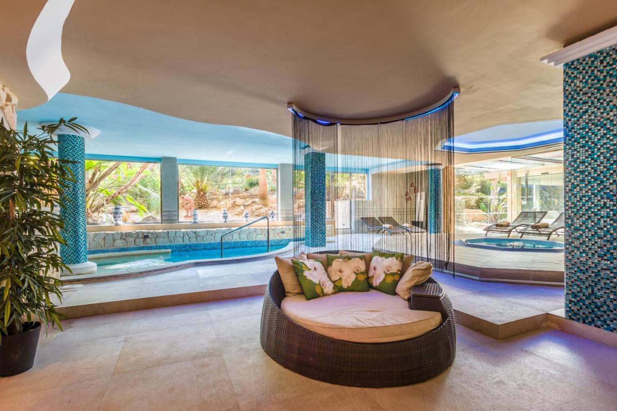 Piscina en o cerca de Lago Garden Apart-Suites & Spa Hotel