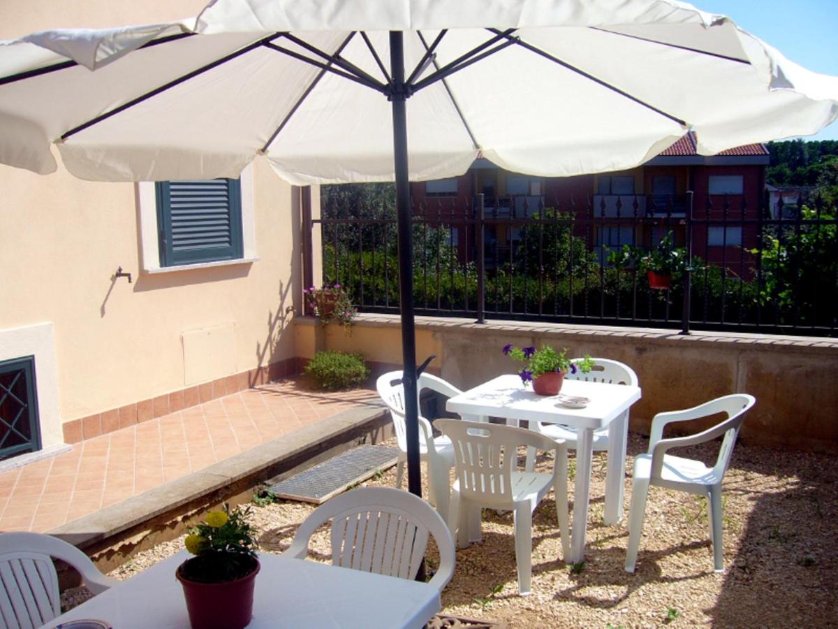 Piccola Perla Guest House - Housity