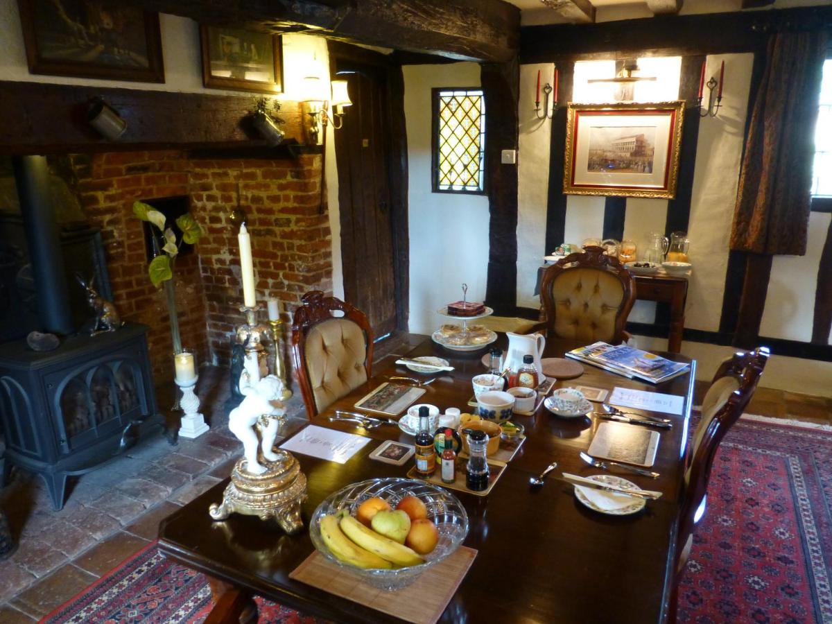 The Greyhound - Historic former Inn - Housity