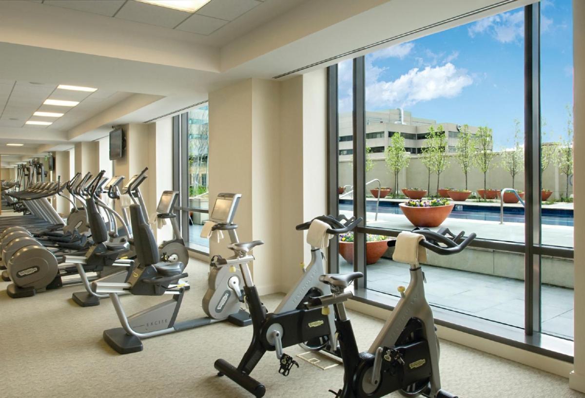 Four Seasons Hotel Denver - Housity