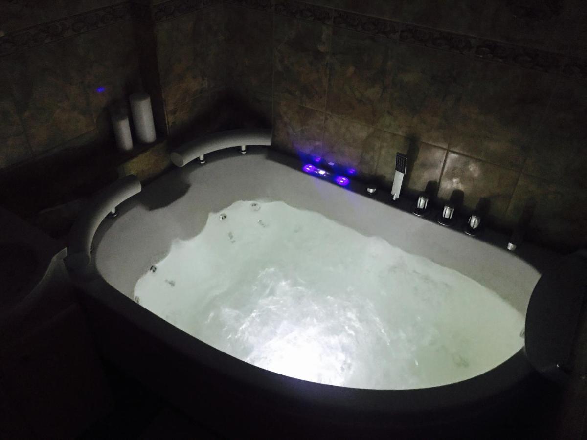 Trumpalaikė buto nuoma Rokiškyje su jacuzzi - Housity