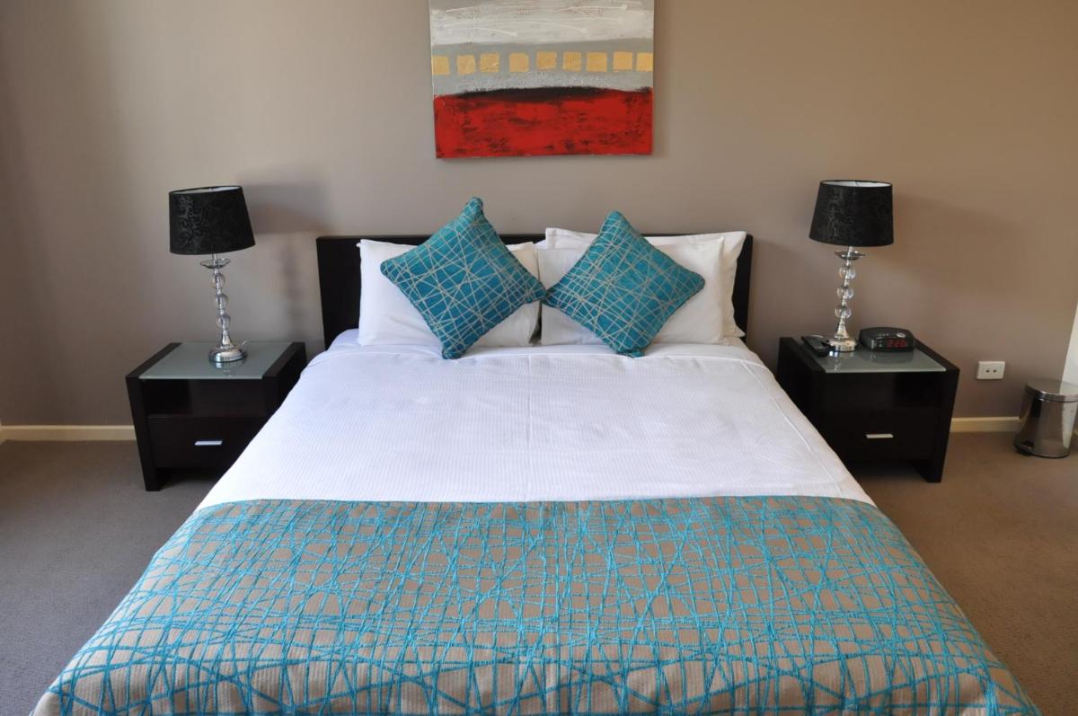 Suitetrails - RNR Serviced Apartments Adelaide - Sturt St
