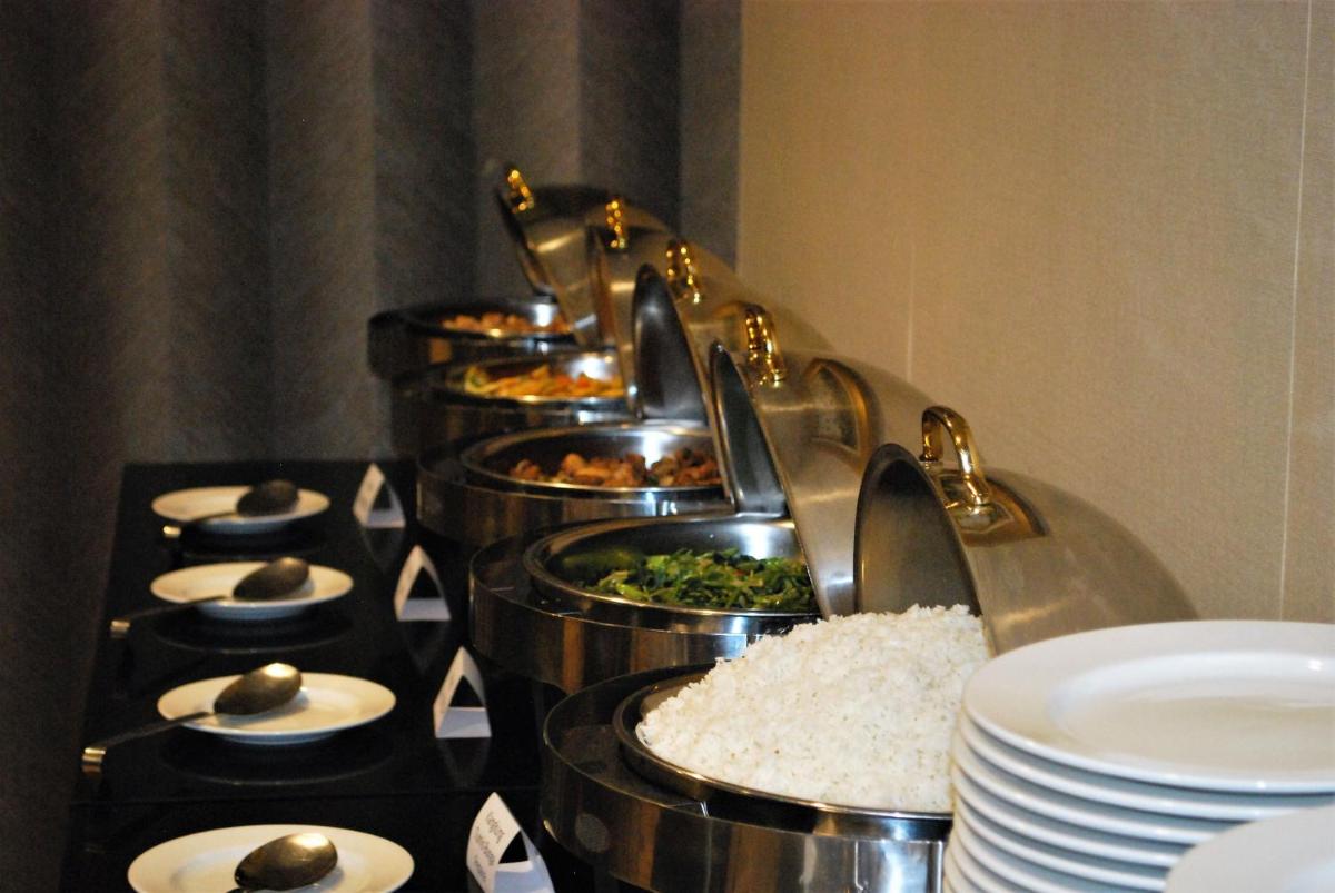 Genio Hotel Manado - Housity