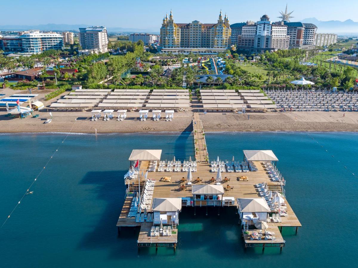 Royal Holiday Palace - Housity