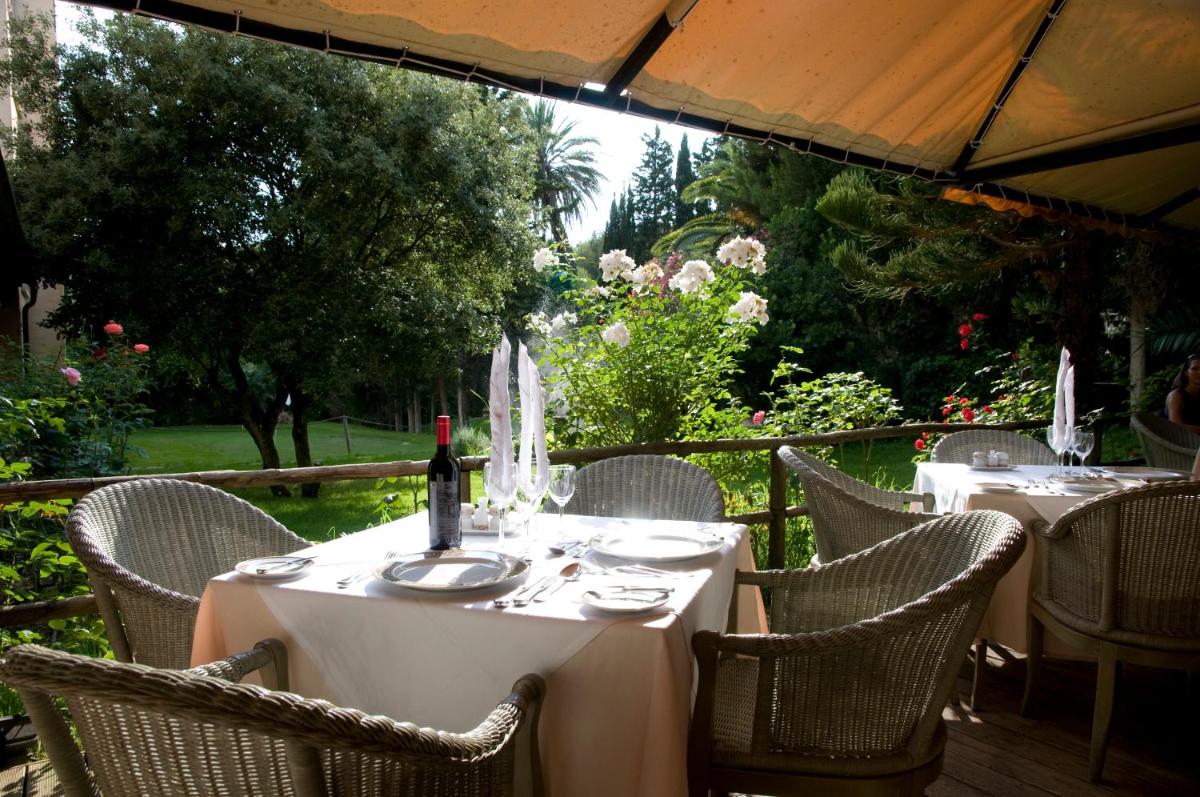Jardín al aire libre en Lago Garden Apart-Suites & Spa Hotel