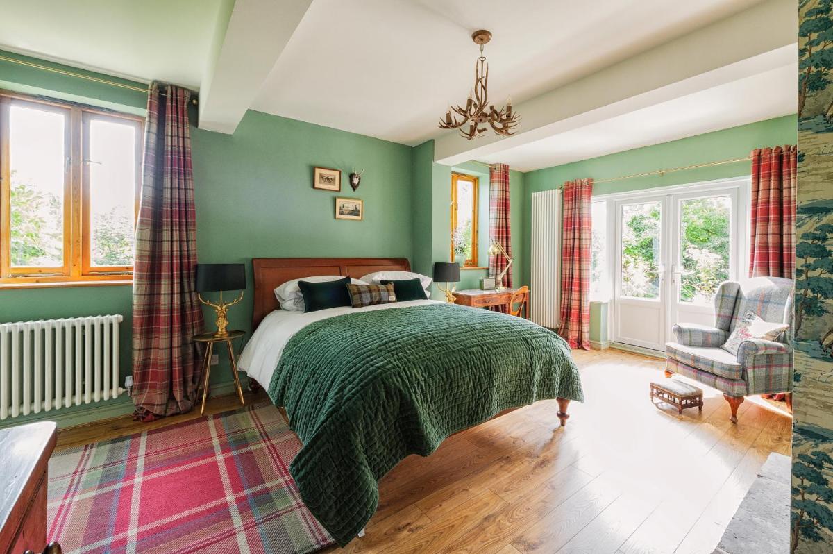 The Coach House - Housity