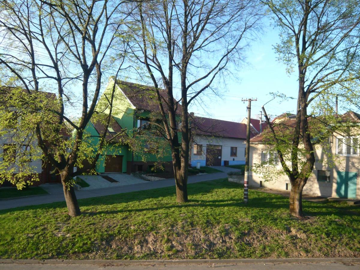Za kapličků - Housity