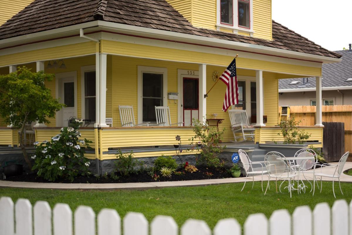 Poppy Sister Inn - Housity
