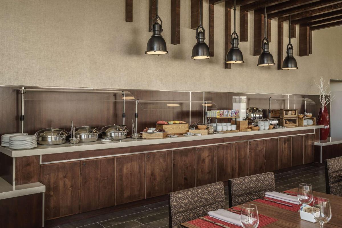 Hyatt Regency Aurora-Denver Conference Center - Housity