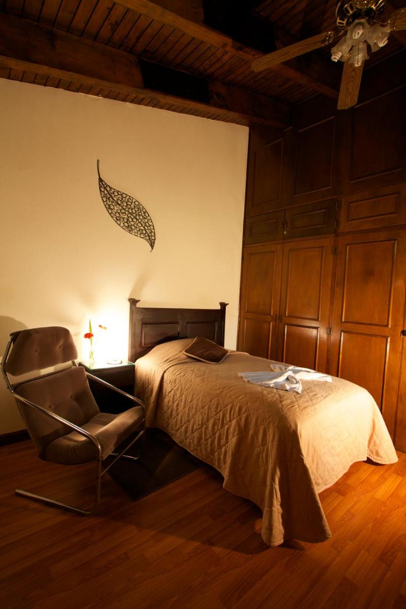 Comfort Hostel - Housity