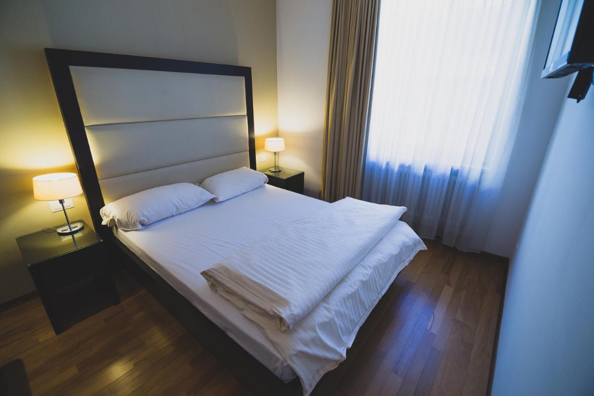 Enjoy 1313AG Hotel Touring - Housity