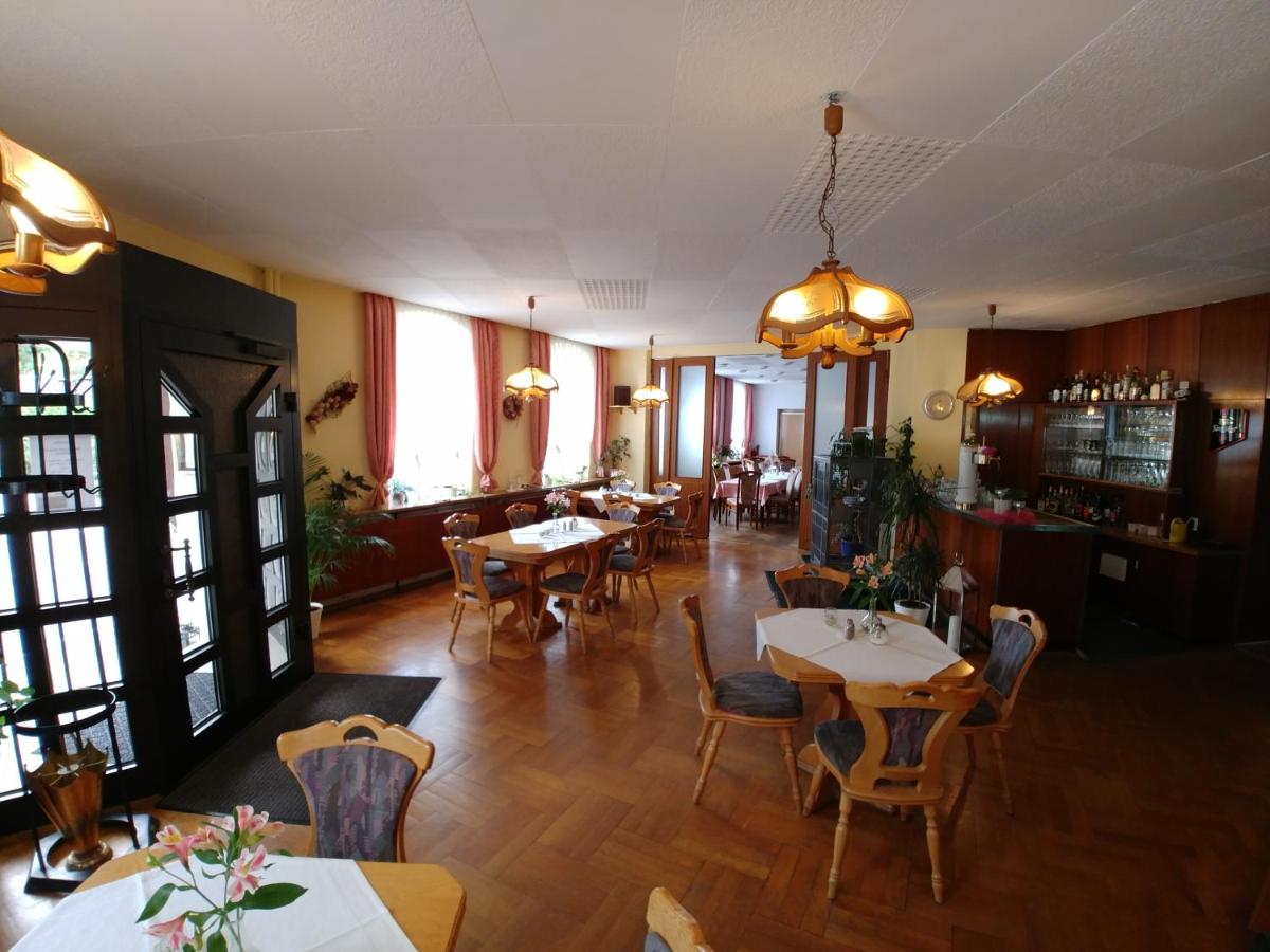 Gasthof & Hotel Zur Linde - Housity