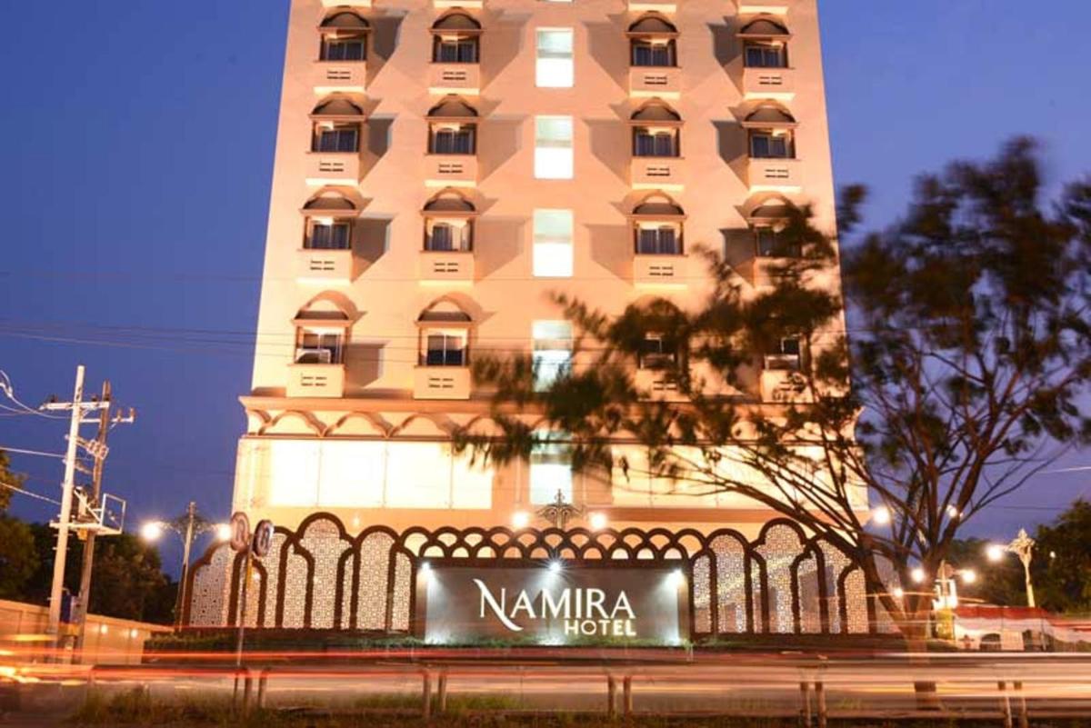 Namira Syariah Hotel Surabaya - Housity