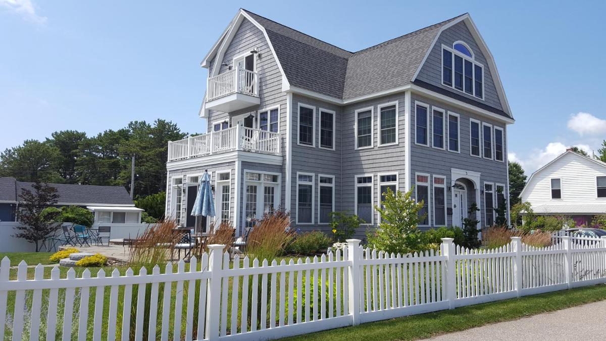 Old Orchard Beach House - Housity