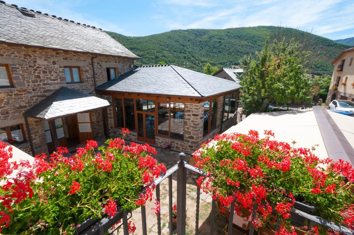 Hotel Rural La Bolera - Housity