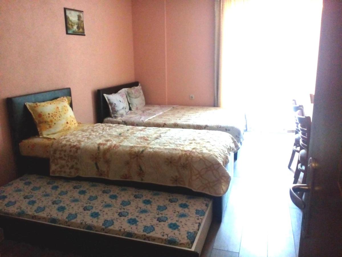 Studio Manushev - Housity