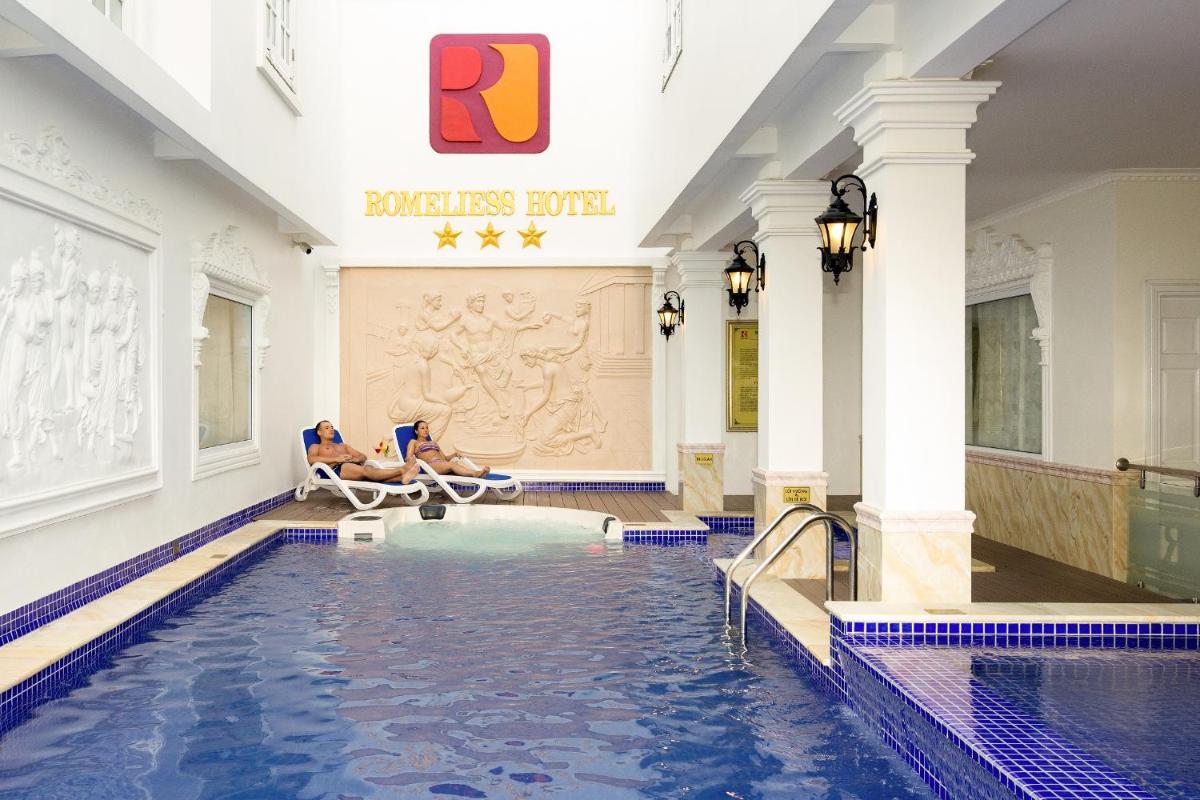 Suitetrails - Romeliess Hotel