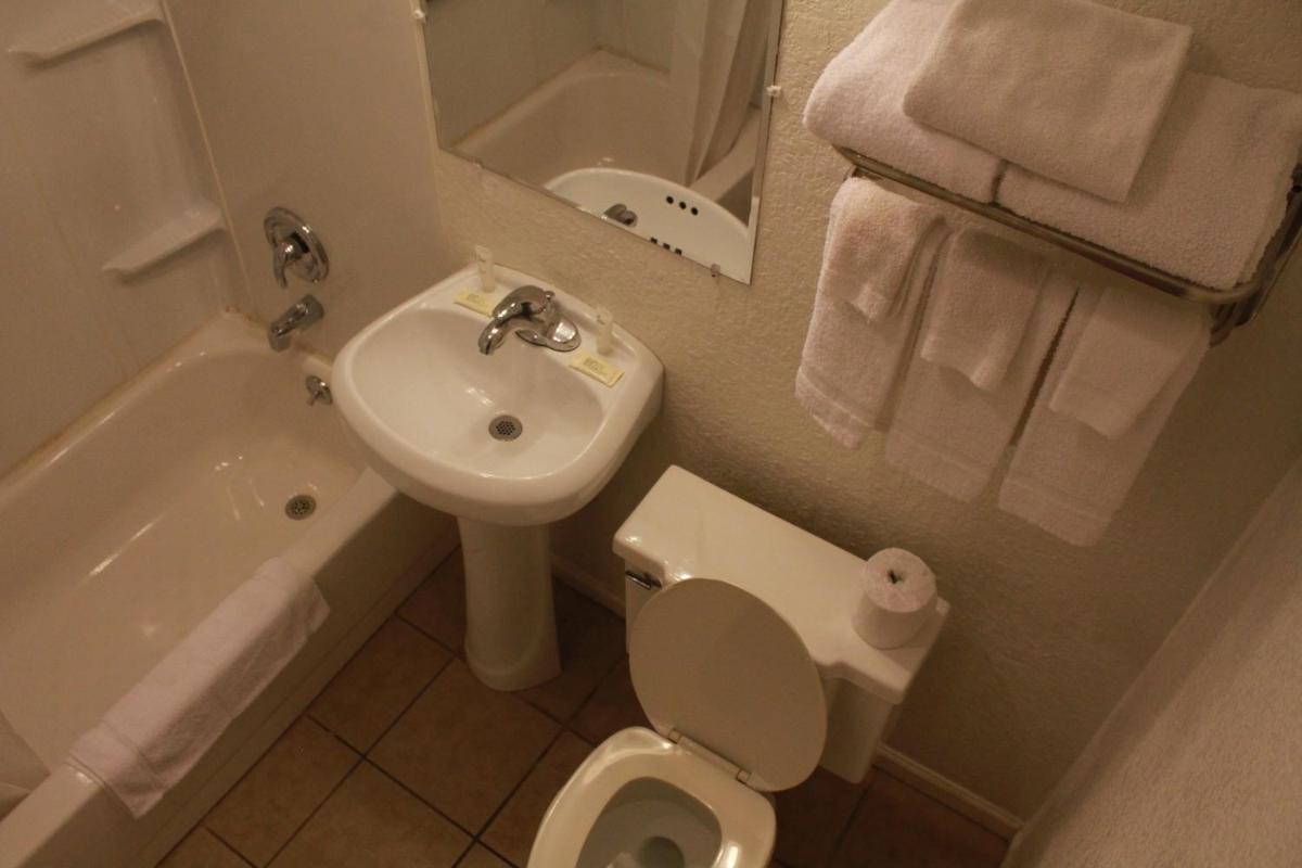 Royal Inn - Housity