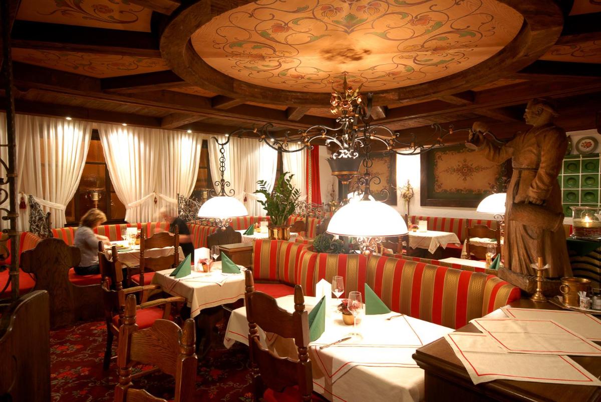 Hotel Gondel - Housity