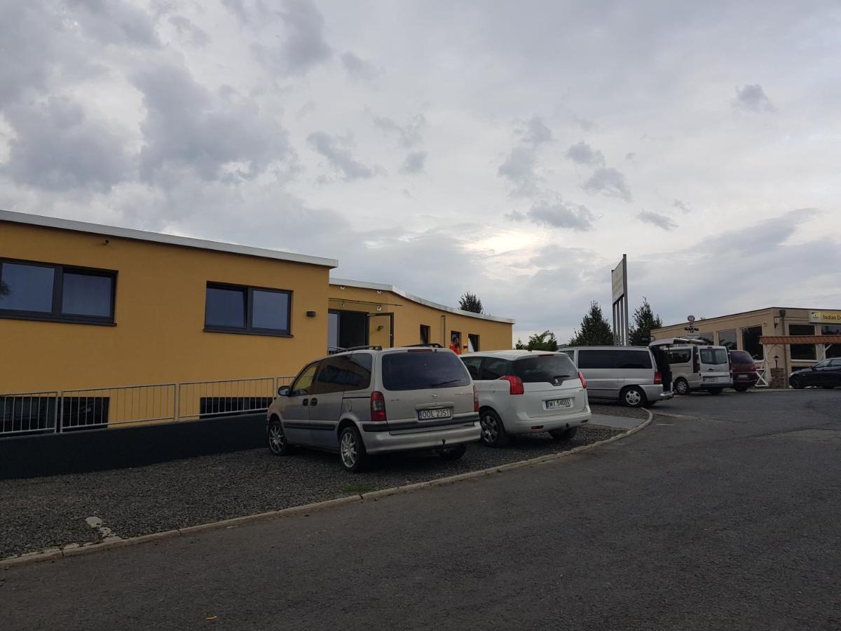 Sunny´s Hotel & Residence - Housity