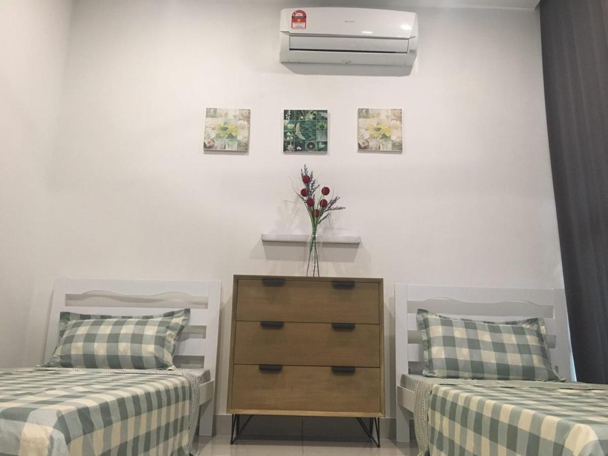 Petaling Jaya Atria Sofo Suite - Hizvo