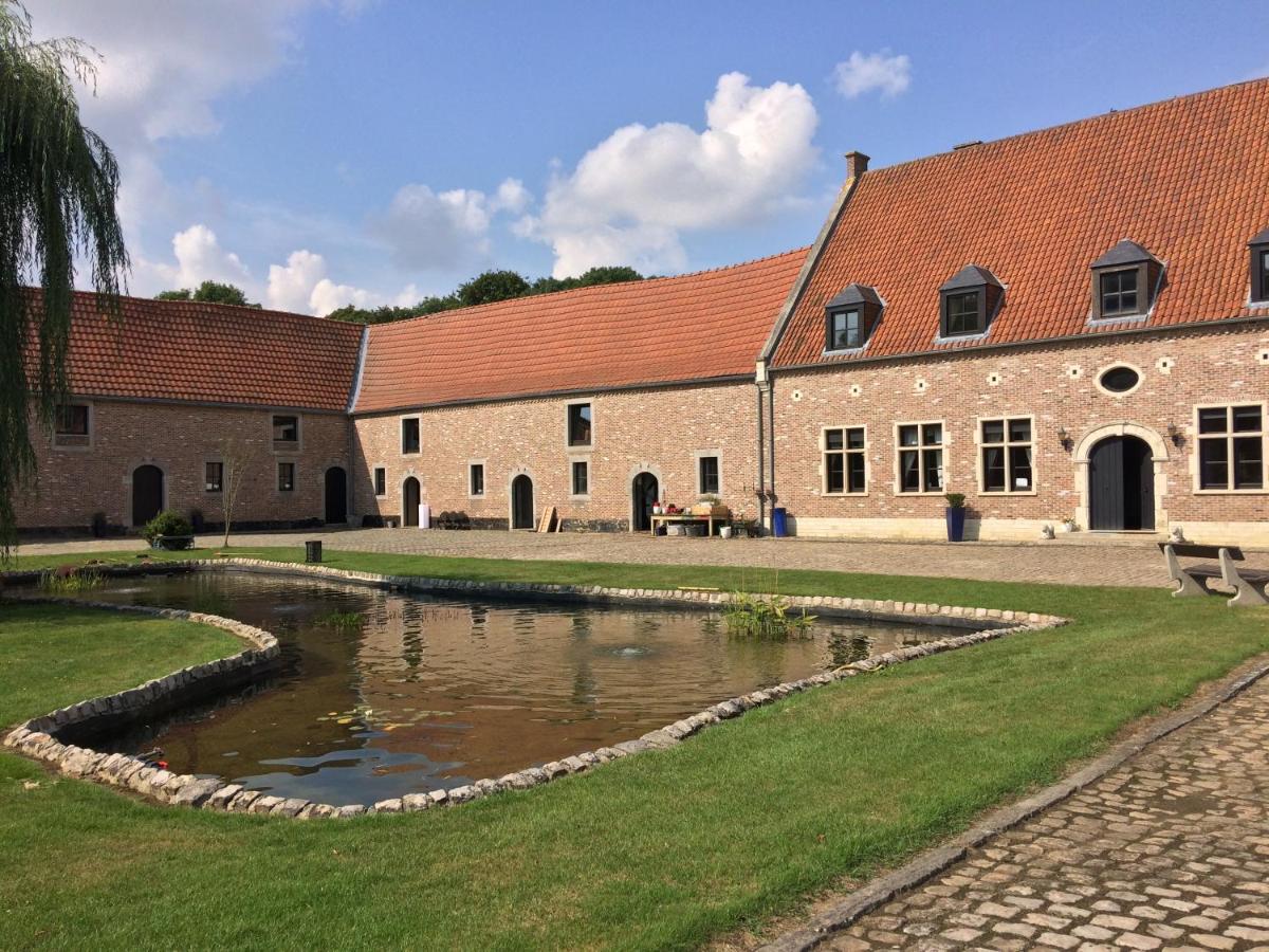 CHAPEAUVEAU Gîte - b&b - Events - Housity