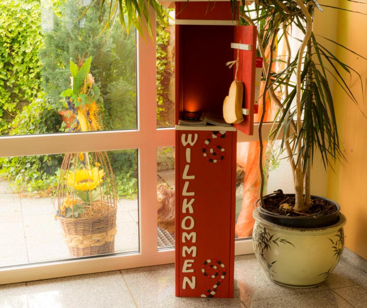 Hotel Landgasthof Lell - Housity